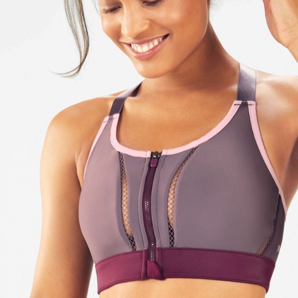 Full support sports bra